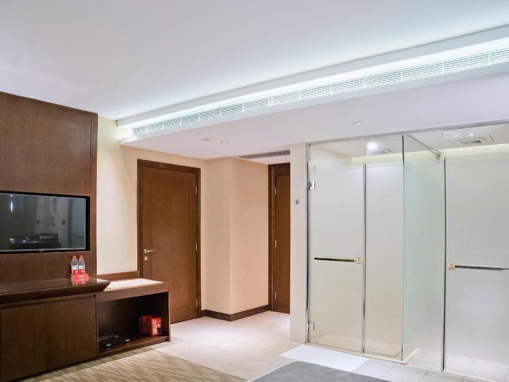New Regent Hotel Huệ Châu Ngoại thất bức ảnh