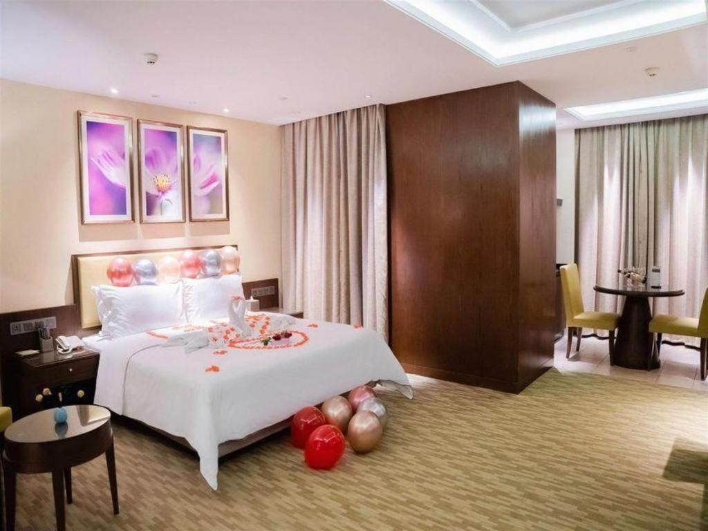 New Regent Hotel Huệ Châu Ngoại thất bức ảnh
